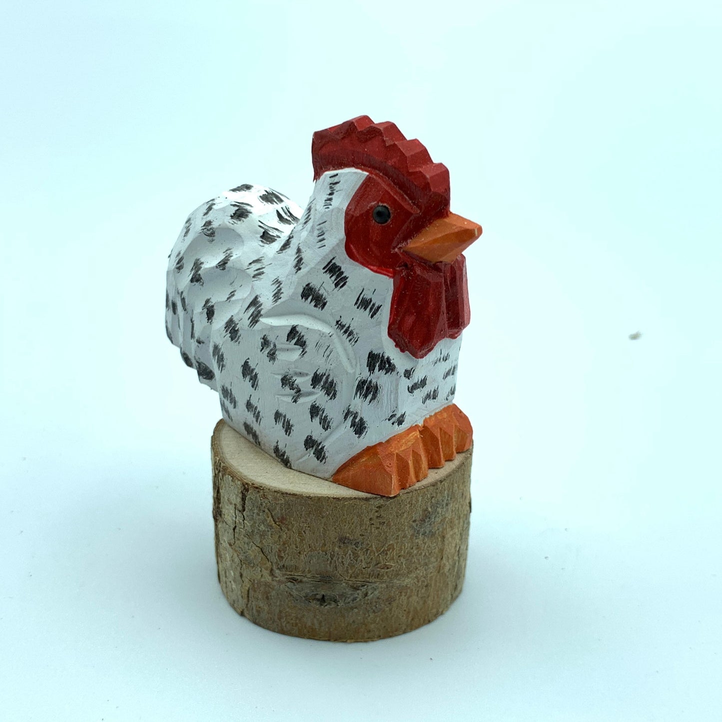 YEEYAYA hen handmade wood carvings Hen pencil sharpener room decor